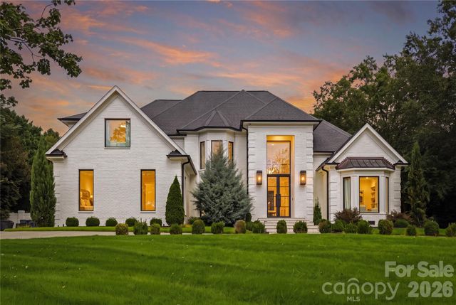 8821 Covey Rise Court, Charlotte, NC 28226