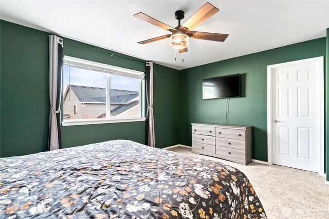 10018 Cascadian Avenue SE, Yelm, WA 98597