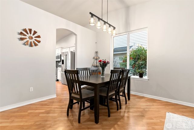 10018 Cascadian Avenue SE, Yelm, WA 98597