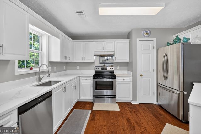 340 FOUNTAINMIST TRAIL, Lawrenceville, GA 30043