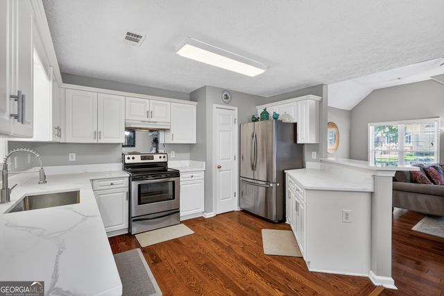 340 FOUNTAINMIST TRAIL, Lawrenceville, GA 30043