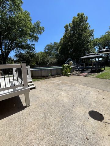 216 McKaig Rd, Murfreesboro, TN 37127