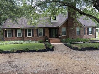 216 McKaig Rd, Murfreesboro, TN 37127