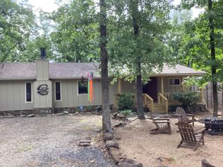 24 Air Road, Higden, AR 72067