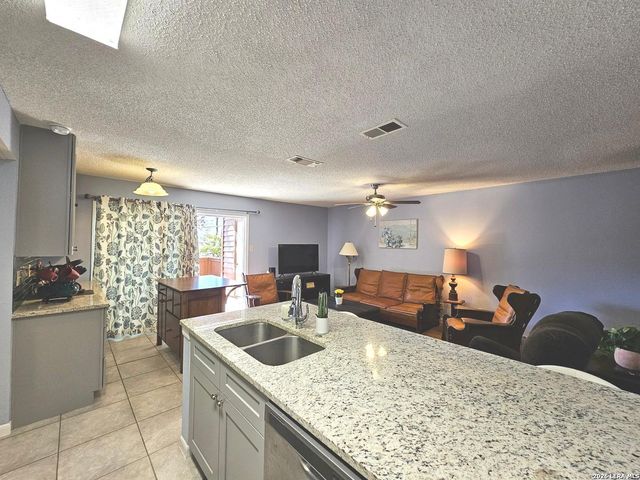 13018 Heimer Rd Apt 1003, San Antonio, TX 78216