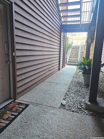 13018 Heimer Rd Apt 1003, San Antonio, TX 78216