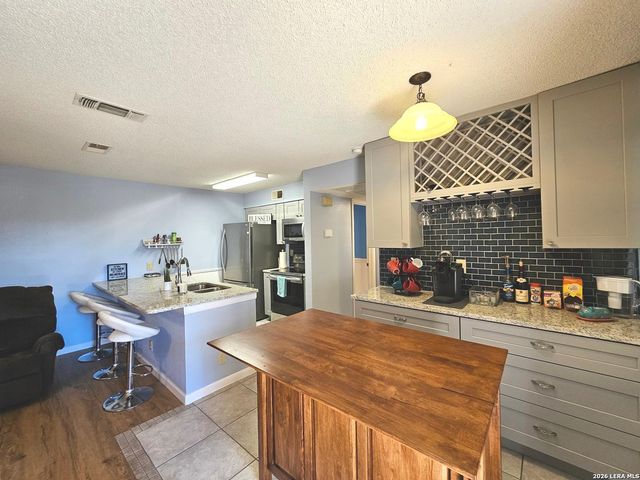 13018 Heimer Rd Apt 1003, San Antonio, TX 78216