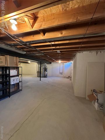 52210 S Gabriella Lane 39, Macomb Township, MI 48042