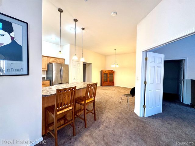 52210 S Gabriella Lane 39, Macomb Township, MI 48042