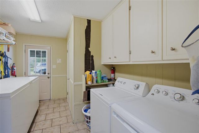 2275 Pinon Drive, Lake Charles, LA 70611