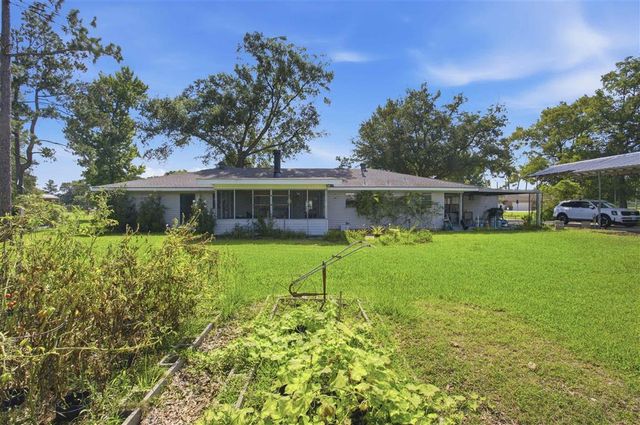 2275 Pinon Drive, Lake Charles, LA 70611