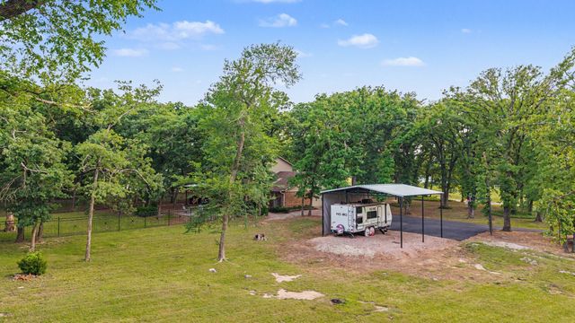380 County Road 123, Gainesville, TX 76240