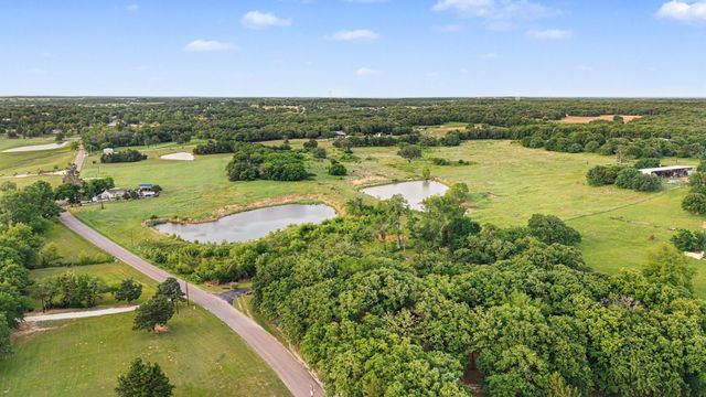 380 County Road 123, Gainesville, TX 76240
