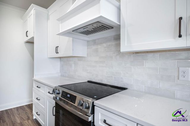 527 Bristleleaf Path, Kathleen, GA 31047