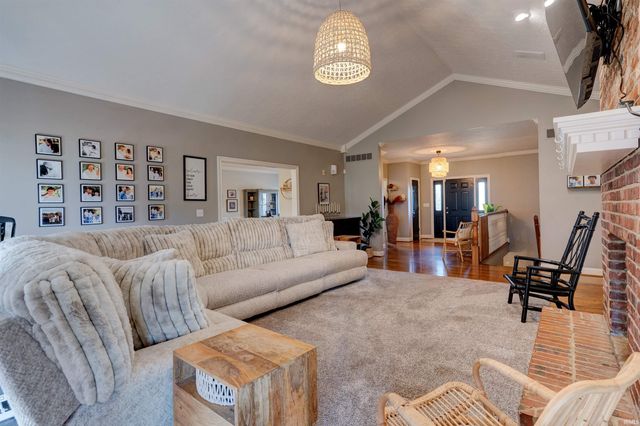 868 N Country Road 350 W Road, Rockport, IN 47635