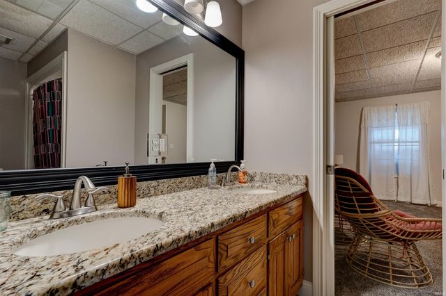 868 N Country Road 350 W Road, Rockport, IN 47635