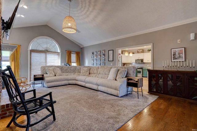 868 N Country Road 350 W Road, Rockport, IN 47635