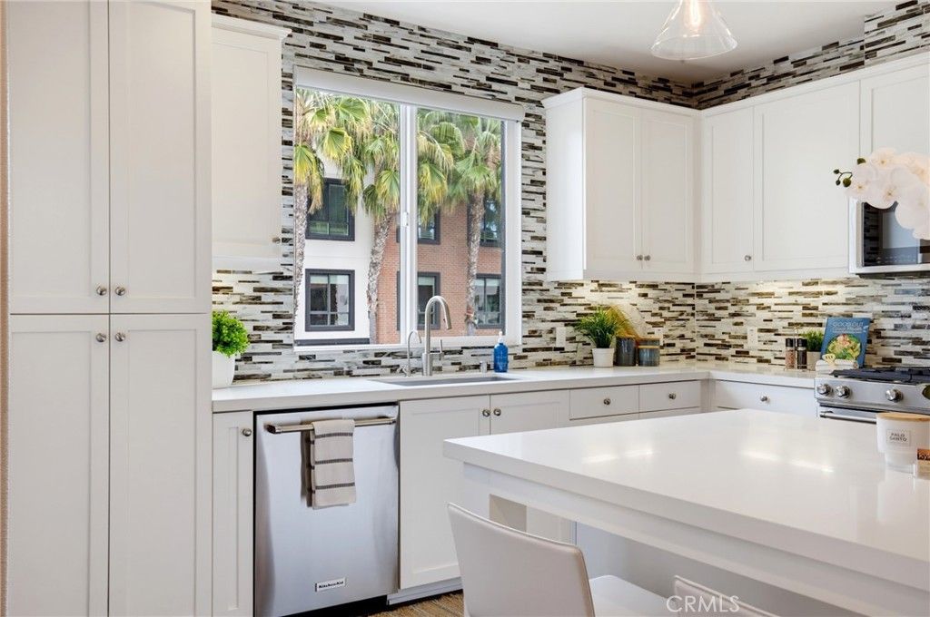 12526 W Fielding Circle 3, Playa Vista, CA 90094 — photo 4