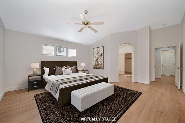 9052 Pembridge Dr, Elk Grove, CA 95624