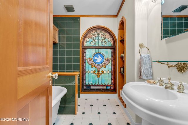 354 Mantoloking Road, Brick, NJ 08723