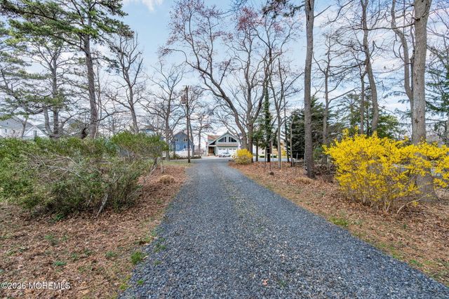 354 Mantoloking Road, Brick, NJ 08723