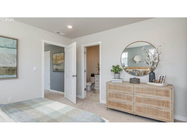 6424 Se Nasha St, Hillsboro, OR 97123