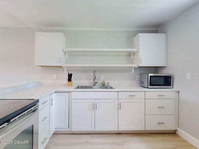 1103 Washington Street, New Smyrna Beach, FL 32168