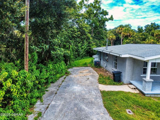 1103 Washington Street, New Smyrna Beach, FL 32168