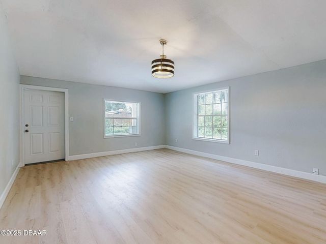 1103 Washington Street, New Smyrna Beach, FL 32168