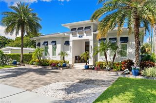 665 10th ST N, Naples, FL 34102