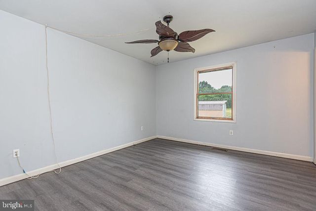 34863 RAILROAD AVE, Pittsville, MD 21850