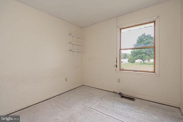 34863 RAILROAD AVE, Pittsville, MD 21850