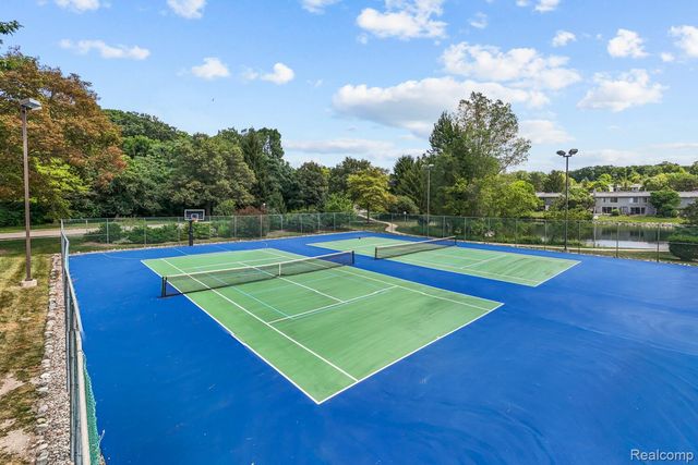 3123 Lake Haven, Ann Arbor, MI 48105