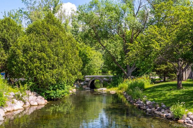 3123 Lake Haven, Ann Arbor, MI 48105