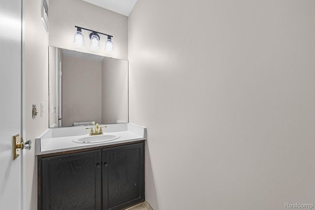 3123 Lake Haven, Ann Arbor, MI 48105