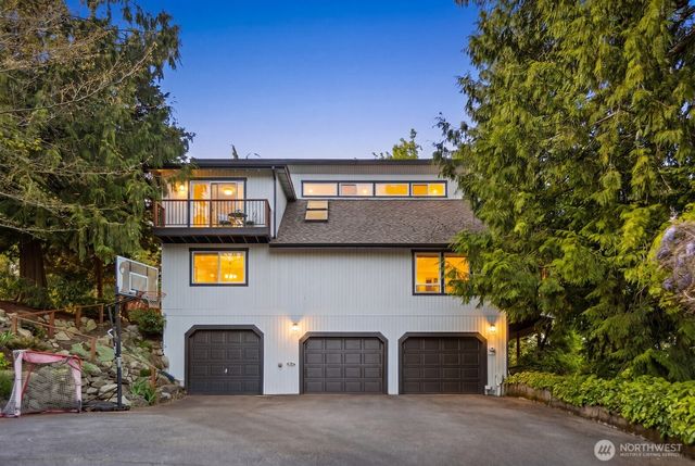 13711 Kenwanda Drive, Snohomish, WA 98296