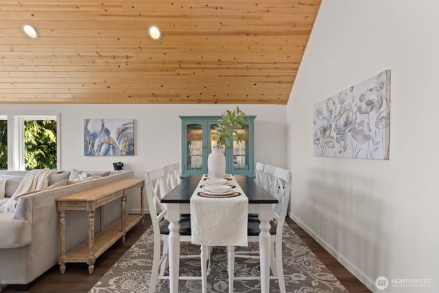 13711 Kenwanda Drive, Snohomish, WA 98296