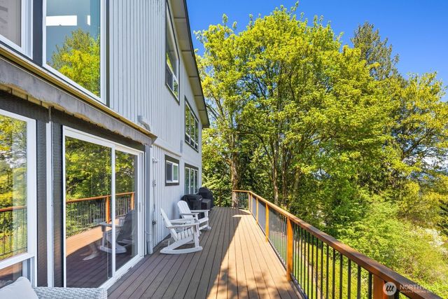 13711 Kenwanda Drive, Snohomish, WA 98296