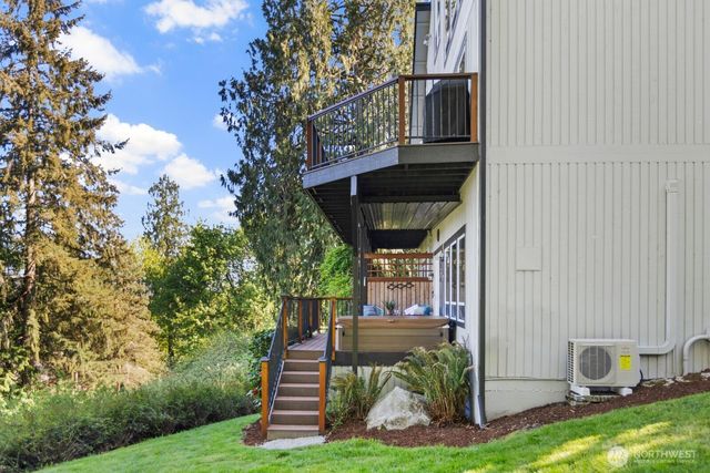 13711 Kenwanda Drive, Snohomish, WA 98296