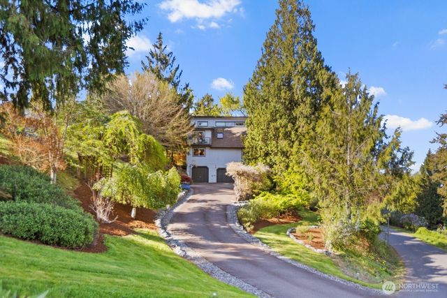 13711 Kenwanda Drive, Snohomish, WA 98296