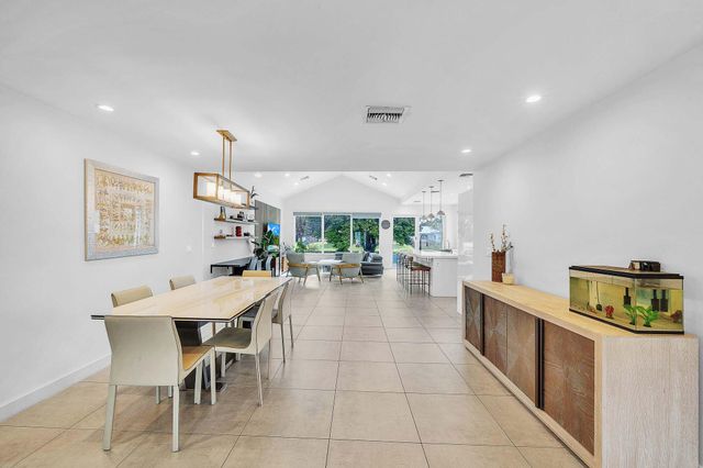 19515 Carolina Circle, Boca Raton, FL 33434