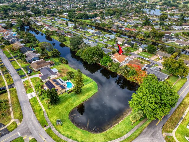 19515 Carolina Circle, Boca Raton, FL 33434
