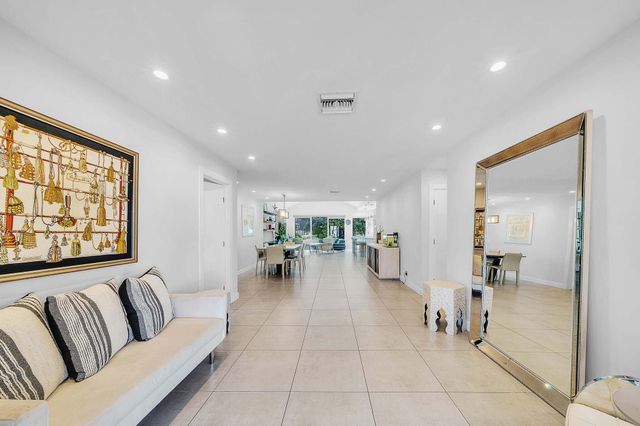 19515 Carolina Circle, Boca Raton, FL 33434
