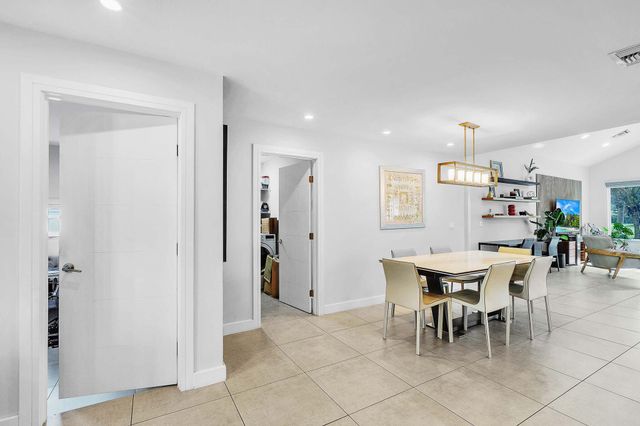 19515 Carolina Circle, Boca Raton, FL 33434