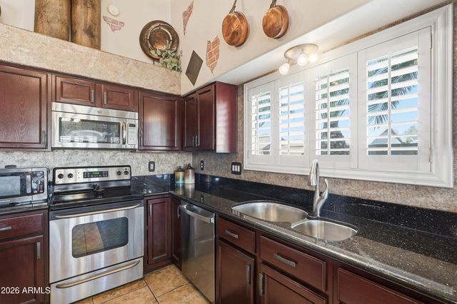 13311 W WINDSOR Avenue, Goodyear, AZ 85395