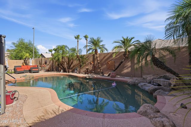 13311 W WINDSOR Avenue, Goodyear, AZ 85395