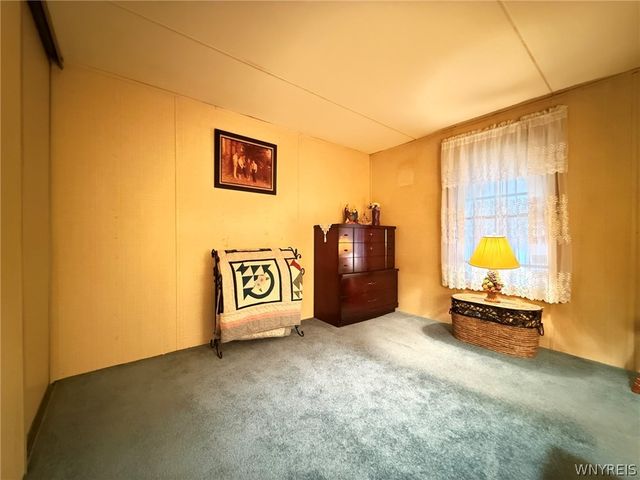 343 Applewood Drive, Lockport Town, NY 14094