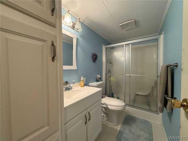 343 Applewood Drive, Lockport Town, NY 14094