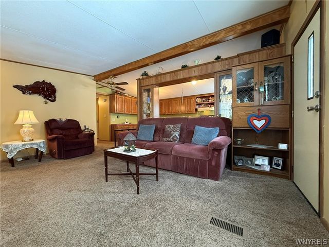 343 Applewood Drive, Lockport Town, NY 14094