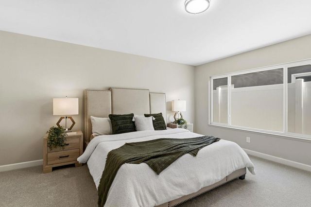 8641 Hydra Lane, San Diego, CA 92126